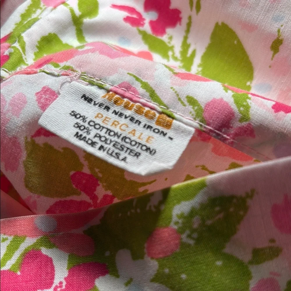 Vintage Floral Pink and‎ Green 3 piece full size sheet set percale 352